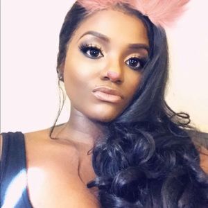 Meet your Posher, Beatrice